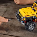 LEGO® Technic 42122 Jeep® Wrangler