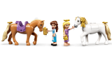 LEGO® │ Disney Princess™ 43195 Královské stáje Krásky a Lociky