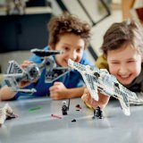 LEGO® Star Wars™ 75348 Mandalorianská stíhačka třídy Fang proti TIE Interceptoru