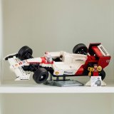 LEGO® Icons 10330 McLaren MP4/4 a Ayrton Senna