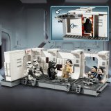 LEGO® Star Wars™ 75387 Nástup na palubu Tantive IV™