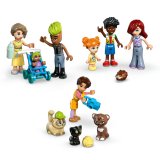 LEGO® Friends 42670 Apartmány a obchody v městečku Heartlake