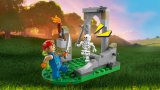 LEGO® Fortnite® 77075 Peely a Sparkplug a jejich tábořiště