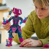 LEGO® │ Marvel 76316 Fantastická čtyřka vs. sestavitelná figurka Galactuse