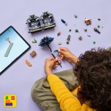 LEGO® Wednesday 76784 Černá jiřina