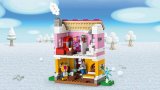 LEGO® Animal Crossing™ 77057 Tvořivé domečky: Zábavná roční období