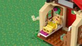 LEGO® Animal Crossing™ 77058 Goldie a její útulný dům