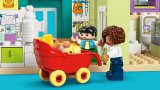 LEGO® DUPLO® 10470 Moderní rodinný dům 3 v 1 s figurkami