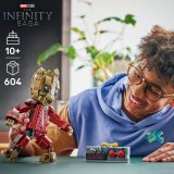 LEGO® ǀ Marvel 76341 Groot v kombinéze Plenitelů