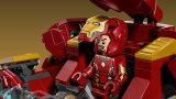 LEGO® ǀ Marvel 76343 Epický souboj: Hulkbuster vs. Hulk