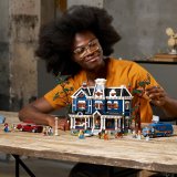 LEGO® Icons 11370 Stranger Things: Dům Creelových