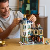 LEGO® Icons 11371 Obchodní ulice