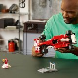 LEGO® Icons 11375 Ferrari F2004 a Michael Schumacher