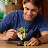LEGO® Star Wars™ 75438 Busta Yody