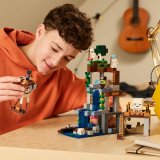 LEGO® Minecraft® 21597 Ďasí základna